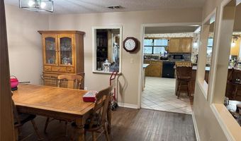 522 Twin Point Dr, Benton, LA 71006