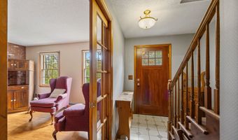 198 Crown St, Bristol, CT 06010