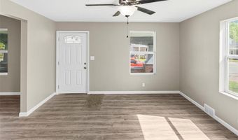 1129 E 7th St, Alton, IL 62002