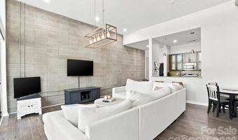 2116 Mcclintock Rd, Charlotte, NC 28205