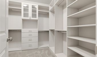 5879 Skyfall Ct, Las Vegas, NV 89135