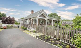 50 Cole St, Jamestown, RI 02835