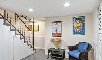 31 Mohawk Dr, Acton, MA 01720
