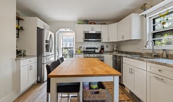 39 School St, Acton, MA 01720
