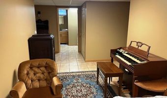 16 HIGHLAND Dr, Albion, PA 16401