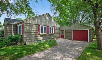 1211 10th St S, Wisconsin Rapids, WI 54494