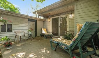 111 W 2nd St, Auburn, IN 46706