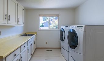 3230 GOLF LINKS Rd, Bandon, OR 97411