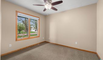209 W Ironwood St, Brandon, SD 57005