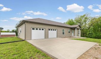 5704 County Road 262, Auxvasse, MO 65231