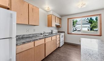 22010 S LESLIE Ave, Beavercreek, OR 97004