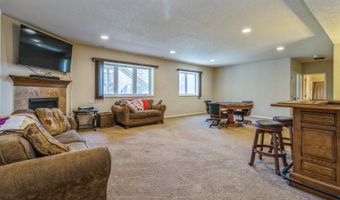 207 NE Georgetown Blvd, Ankeny, IA 50021