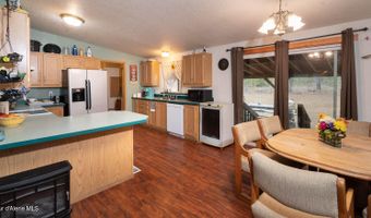 830 SHAMAR Dr, Blanchard, ID 83804