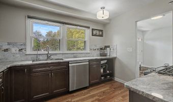 65 Somerset Ter, Bedminster, NJ 07921