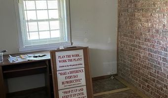 900 Monroe St, Teague, TX 75860