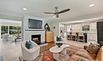 6334 Fair Valley Dr, Charlotte, NC 28226