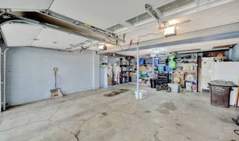 619 Alden Dr, Auburn, NE 68305