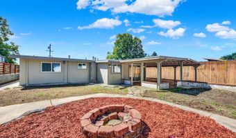 14 Joan Dr, American Canyon, CA 94503