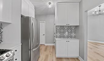 1228 Alton St, Alton, IL 62002
