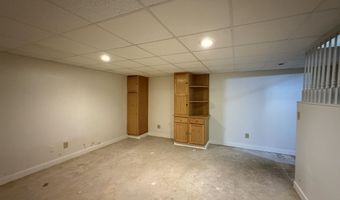 707 S GOLDENROD Dr, Appleton, WI 54914
