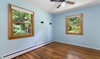 138 Wantastiquet Dr, Brattleboro, VT 05301