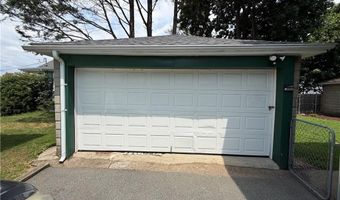 105 Eldridge St, Cranston, RI 02910