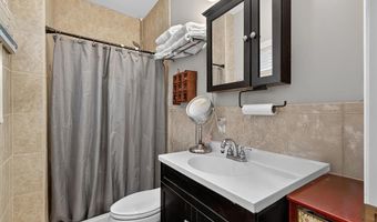 808 BROADWAY, Bayonne, NJ 07002