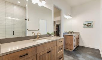 1931 NW Fields St, Bend, OR 97703