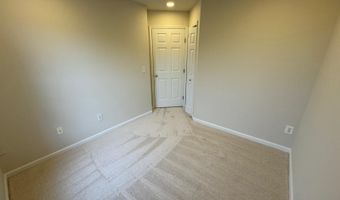 5025 MURTHA St, Alexandria, VA 22304