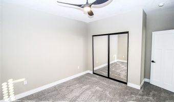 19299 Roanoke Rd, Apple Valley, CA 92307