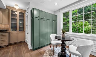 401 EDGEVALE Rd, Baltimore, MD 21210