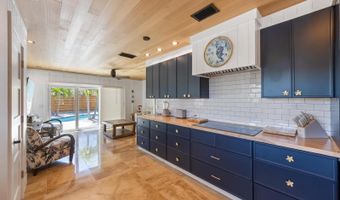 412 ALAMANDA Rd, Anna Maria, FL 34216