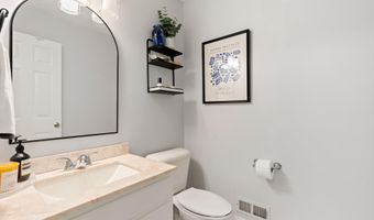 110 BRIDLE Ln, Ambler, PA 19002