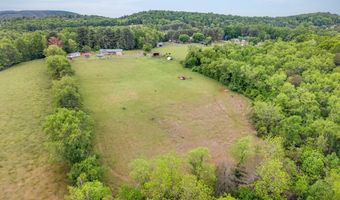 147 Iron Ore Ln, Barren Springs, VA 24313