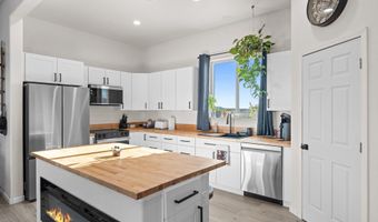 49102 N 530TH Ave, Aguila, AZ 85320