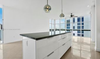 3131 NE 188th St 1-1212, Aventura, FL 33180