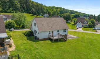 2412 Colonial Dr, Athens, TN 37303