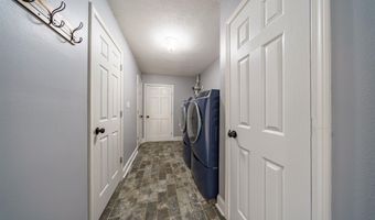 60 Boulder Dr, Batesville, AR 72501