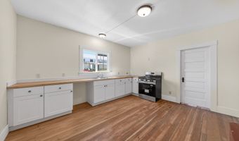 412 AZALEA GLEN Rd, Azalea, OR 97410