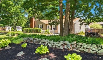1 Teakwood Dr, Cumberland, RI 02864