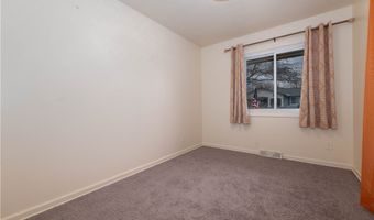 685 Freedom Ave, Akron, OH 44310