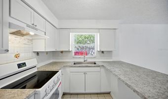 3165 DOWNING St 3167, Clearwater, FL 33759