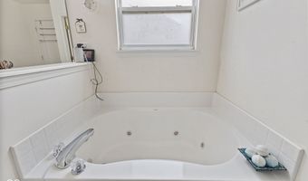 2845 Sleeping Ridge Way, Indianapolis, IN 46217