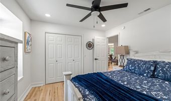 5 Dunvegan Ln, Bella Vista, AR 72715