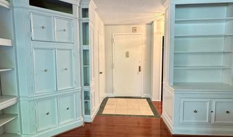 5225 POOKS HILL Rd 220N, Bethesda, MD 20814