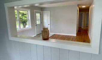 10 Crawford Dr, Bath, ME 04530