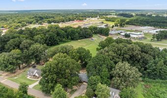 127 Trianon St, Batesville, MS 38606