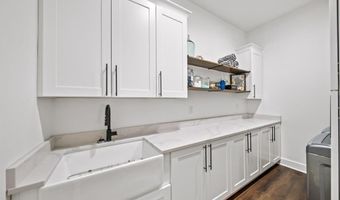 1380 Cronic Town Rd, Auburn, GA 30011