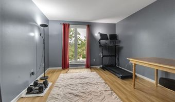130 Groton Dr 4, Amherst, NY 14228