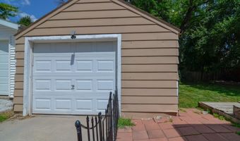 816 E HARRISON St, Appleton, WI 54915